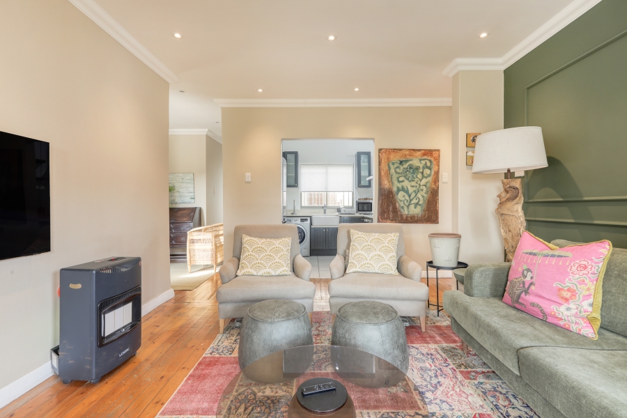 To Let 2 Bedroom Property for Rent in Green Point Western Cape